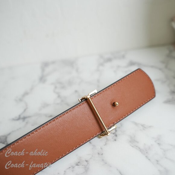 Tory Burch Britten Logo Reversible Black Tan Leather 1.5" Width Belt 141742 - Picture 4 of 5